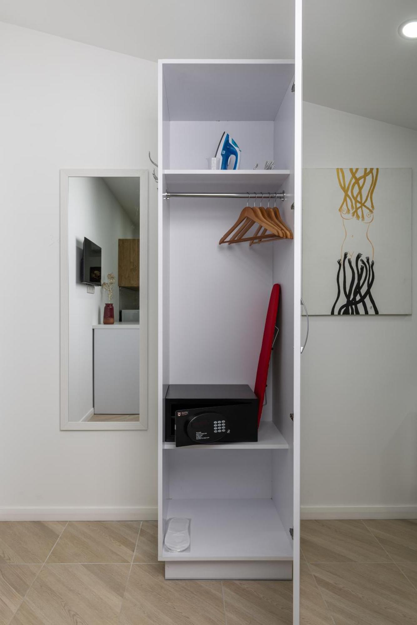 Yaroslav Val Lux Apartments Kiev Esterno foto